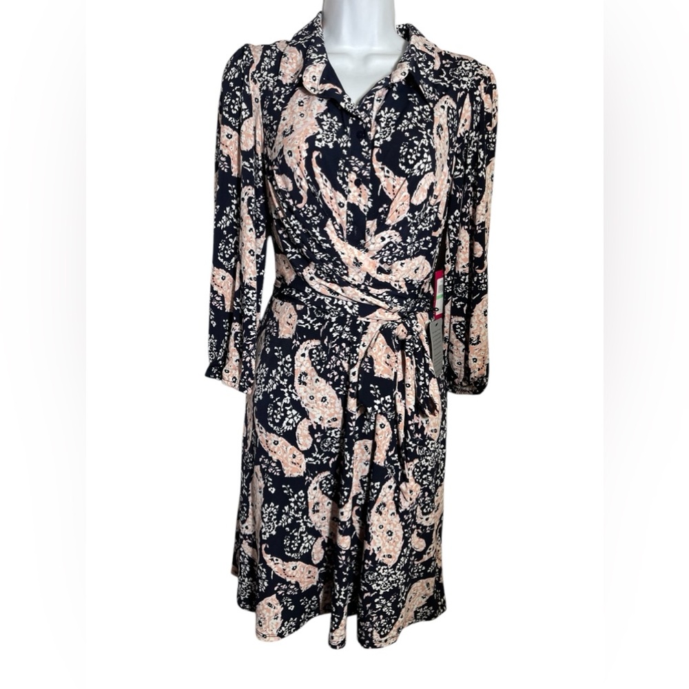 NWT‎ Vince Camuto dress size 10 navy blue and pink paisley wrap dress 💙🩷